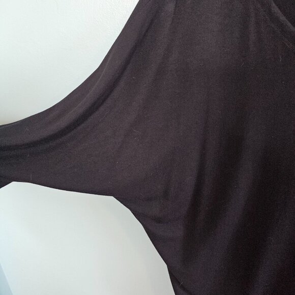 Eileen Fisher Asymmetrical Hem V-Neck Top, Black , Large - Picture 6 of 6